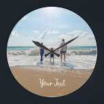 Relógio Grande Modelo de Foto Personalizada e Texto Personalizado<br><div class="desc">Crie o seu próprio design com suas próprias fotos personalizadas e texto personalizado. Use suas próprias fotos e texto para torná-lo seu. Modelo de fotografia e texto ideais para presentes de Dia de as mães, presentes de Dia de os pais, produtos de negócios, mercadoria de empresa, decoração corporativa e de...</div>