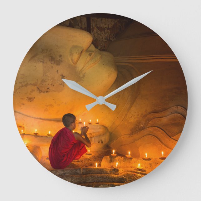 Relógio Grande Monk Rezando Por Um Buda (Frente)