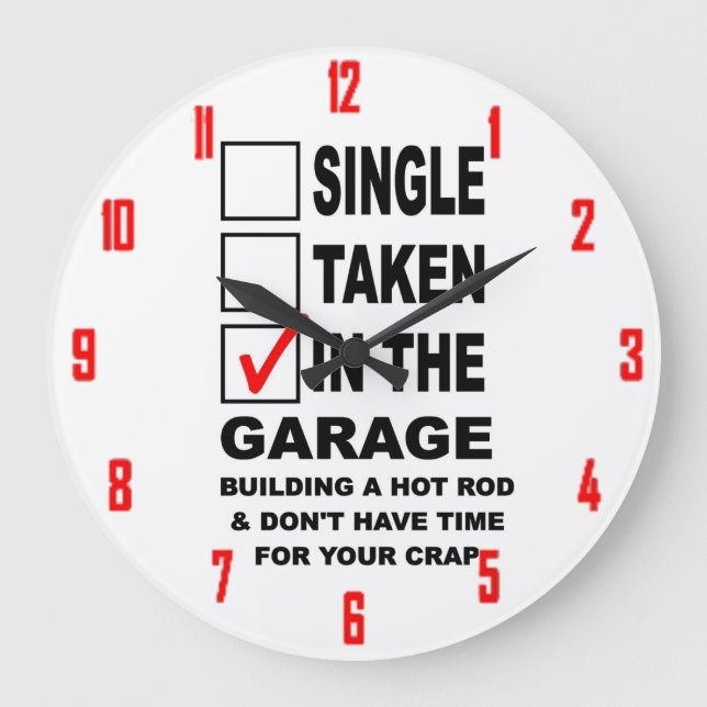 RELÓGIO GRANDE NA GARAGEM QUE CONSTRÓI UM HOT ROD (Frente)