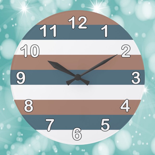 Relógio Grande Números brancos castanhos-de-cabeça-palha-padrão d (A clock with a pattern of teal, brown and white stripes.  Also has white numbers.)