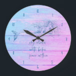 Relógio Grande Ómbre de Afirmação da Sereia<br><div class="desc">Mermaid afirmation colorida mbre design wall clock que diz: Sky acima,  terra abaixo,  paz interior.</div>