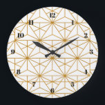 Relógio Grande Padrão geométrico de deco de arte branca e dourada<br><div class="desc">Um padrão branco e ouro ligeiramente retrô,  mas moderno.</div>