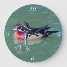 Relógio Grande Pato de madeira masculina no lago