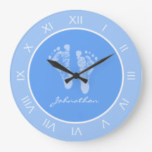 Pegadas De Ensino Azuis E Cujo Nome É Menino