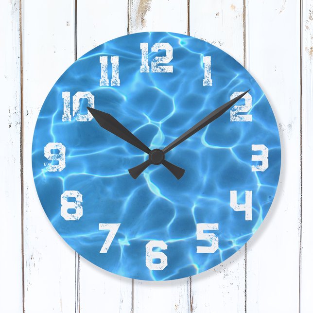 Relógio Grande Piscina Azul Números de Grunge Atlético Branco (Swimming Team Wall Clock)