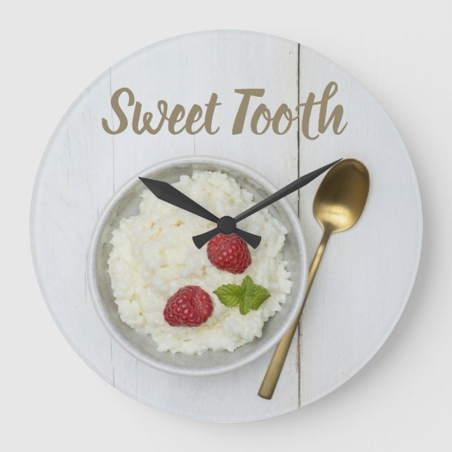 Relógio Grande Podim de arroz doce com framboesas sobremesa (Frente)