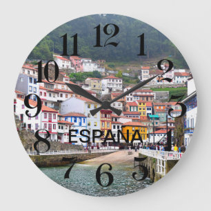 Relógio Grande reloj de pared de Cudillero en Asturias, España