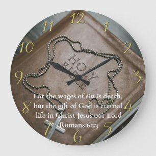 Relógio Grande Romanos 6:23 Bíblia sagrada com cruz prateada