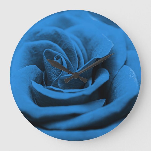 Relógio Grande Rosa vermelha azul próxima, macrobeleza. (Frente)