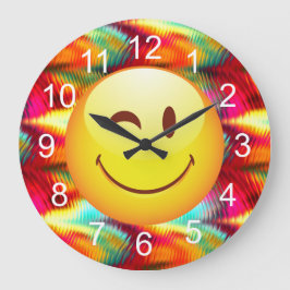 Relógio Grande Rosto Feliz e Cores Brilhantes