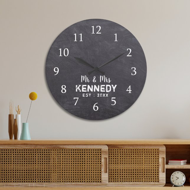Relógio Grande Rustic Chalkboard Nuping Sr. E Sra. (Rustic Chalkboard Wedding Mr And Mrs Large Clock
)