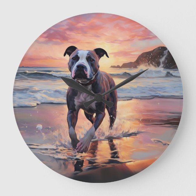 Relógio Grande Sandy American Staffordshire Dog em Beach Sunset (Frente)