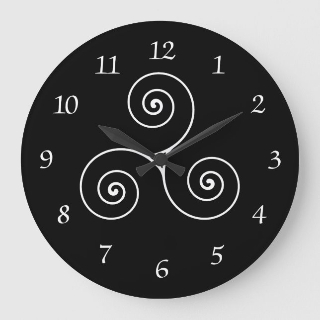 Relógio Grande Símbolo de Triskele (Frente)