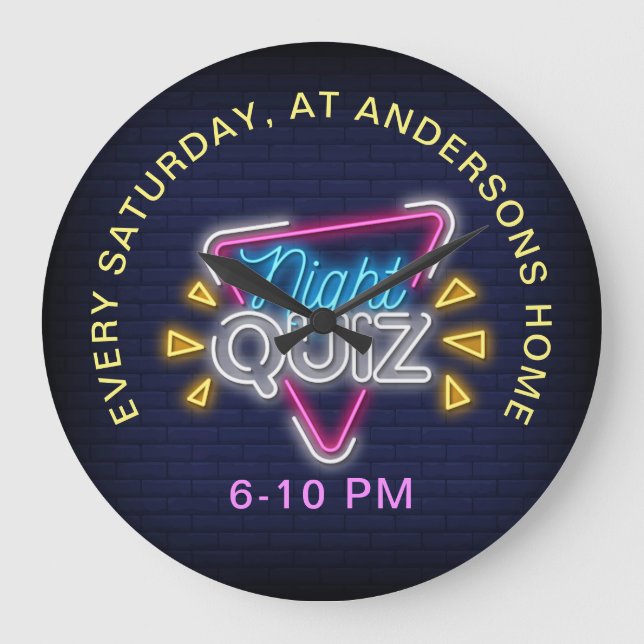 Relógio Grande Texto Personalizado do Estilo Neon Noturno do Quiz (Frente)