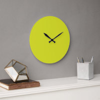 Um quadrado amarelo brilhante com uma margem branc