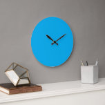 Relógio Grande Um quadrado azul centrado num fundo branco, crea<br><div class="desc">Esse design minimalista e elegante apresenta um quadrado azul lindamente centrado em um fundo branco nítido,  aumentando o impacto visual das cores contrastantes. Perfeito para adicionar um toque moderno a qualquer espaço.</div>