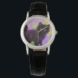 Relógio Gustav Klimt Black Kitten<br><div class="desc">Assista com um gatinho preto Gustav Klimt! Esta beleza de olhos largos se coloca num campo verde de flores roxas. Um presente pensativo para amantes de gatos e entusiastas de arte austríacos!</div>