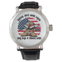 Heróis - Vestem Dog tags e combatem botas