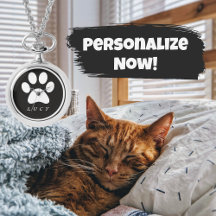 Impressão em tela branca e preta com o nome do seu