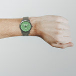 Relógio Marca Verde de Negócios na Monitorização de Homens<br><div class="desc">O logotipo da sua empresa em um fundo verde no relógio dos homens. Acessório que você pode incluir em seus produtos de promocional, fornecer itens ou presentes aos seus clientes ou clientes para anunciar sua empresa ou promover sua marca. Observe personalizável que você pode colocar o logotipo de sua empresa...</div>
