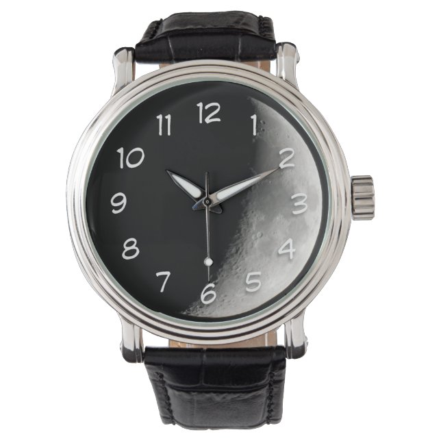 Relógio Meia Lua à Noite | Fechar Fotografia (Frente)