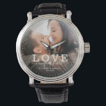 Relógio Modern Love conquista todo o roteiro de fotos do c<br><div class="desc">O moderno relógio de fotos em chic com escrita à mão e leitura moderna de tipografia:" O amor conquista tudo 'ao lado dos seus nomes personalizados e da data do casamento. Personalize com sua foto e informações favoritas. presente de excelente para recém-casados ou Dia de os namorados!</div>