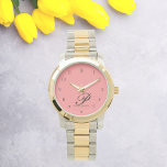 Relógio Monitorização de Caracteres de Script Petal rosa<br><div class="desc">Apresentando nosso Charm Watch em Blush Pink do Script Petal Rosa — uma mistura sem falhas de elegância e individualidade. Este belo cronograma exibe uma fonte de script graciosa, com seu primeiro nome inicial e de cheio para um toque de charme pessoal. Meticulosamente trabalhado com materiais de topo, este relógio...</div>