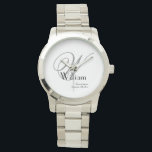 Relógio Monograma Clássico de Oferta de Festa de casamento<br><div class="desc">Padrinhos de casamento padrinhos de casamento Festas de casamento Oferece Monitoramento Clássico Monograma Legal. Clique em personalizar este modelo para personalizá-lo com a inicial do seu sobrenome monograma, o primeiro nome e a data do casamento rápida e facilmente. O Monitoramento Clássico do Monograma Legal de Presente de Festa de casamento...</div>