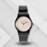 Relógio Monograma de bege minimalista<br><div class="desc">Este Na moda de Monograma minimalista é perfeito para aqueles que gostam de design simples e elegante. Facilmente personalizável para incluir suas iniciais e seu nome.</div>