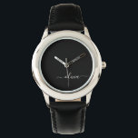 Relógio Monograma Elegante Moderno e Branco Negro<br><div class="desc">Apresentando nossa Coleção de Monogramas Modernos Minimalistas Pretos e Brancos: adote simplicidade e sofisticação com nossos designs minimalistas, curados para elevar seu estilo sem esforço. Feita de olho na estética moderna, essa coleção apresenta designs negras e brancos elegantes, acentuados por monogramas personalizados. De papelaria chic a acessórios versáteis, nossa coleção...</div>