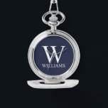 Relógio Monograma Personalizado Clássico e Nome<br><div class="desc">Monograma personalizado e Dif de nome apresentam monograma personalizado e nome no estilo de fonte de serif clássica em fundo azul marinho. Perfeito para feriado,  reunião familiar e para quaisquer ocasiões especiais.</div>