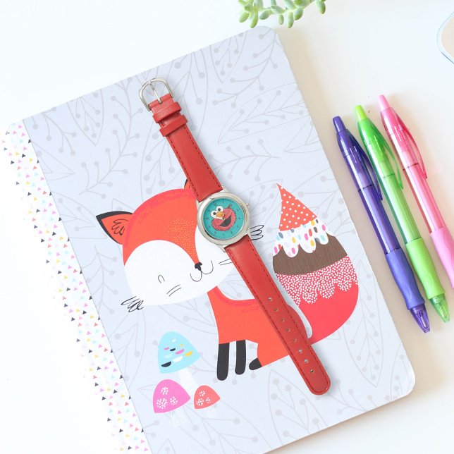 Relógio Monstro no final desta história | Elmo (Watch on table)