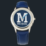 Relógio Nome personalizado e azul de tipografia em negrito<br><div class="desc">Nome personalizado e Monogrammed Bold Typografia Blue Watch.</div>