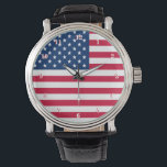 Relógio Patriótico do American Flag Watch<br><div class="desc">EUA - Estados Unidos da América - Sinalizador - Patriótico - Dia da Independência - 4 de julho - Personalizável - Escolher / Adicionar Seu Texto / Cor Exclusivo - Fazer Seu Presente Especial - Redimensionar e mover ou remover e adicionar elementos / imagem com ferramenta de personalização. Você também...</div>