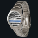 Relógio Polícia - Baixa Policial em Linha Azul<br><div class="desc">Celebre e mostre seu apreço a um excelente policial com este Thin Blue Line Police Retirement Watch - design de bandeira americana em cores da Polícia, design angustiada. Perfeito para presentes de aniversário da polícia, presentes de aposentadoria da polícia e prêmios de serviço. Personalize este relógio de aposentadoria policial com...</div>