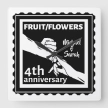 4.º aniversário de casamento com mãos românticas