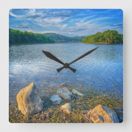Relógio Quadrado "À Beira do Lago na Pensilvânia" 