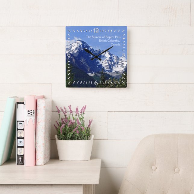 Relógio Quadrado A Cúpula do Muro de Passagem de Roger (Sala de leitura)