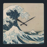 Relógio Quadrado A onda do Excelente de Kanagawa<br><div class="desc">A Onda Excelente de Kanagawa,  da série '36 Views do Monte Fuji' | por Katsushika Hokusai | Art Location: Private Collection | Artista japonês | Número de recolha de imagens: XIR158277</div>