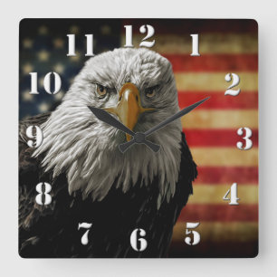 Relógio Quadrado Águia Balda Americana na Bandeira Grunge