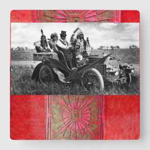 RELÓGIO QUADRADO APACHES E GERONIMO CONDUZINDO UM CARRO A MOTOR