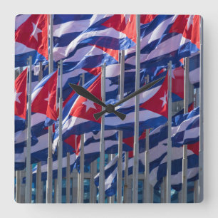 Relógio Quadrado Bandeiras cubanas, Havana, Cuba