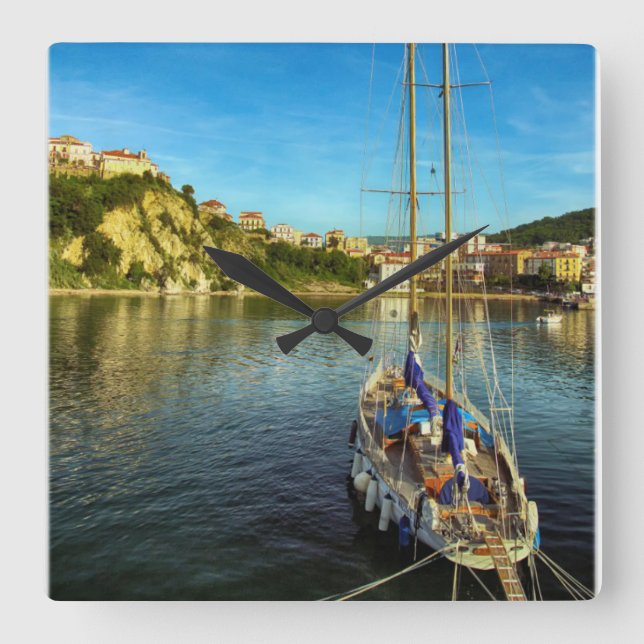 Relógio Quadrado Barco Aproximando-se da orla | Agropoli (Frente)