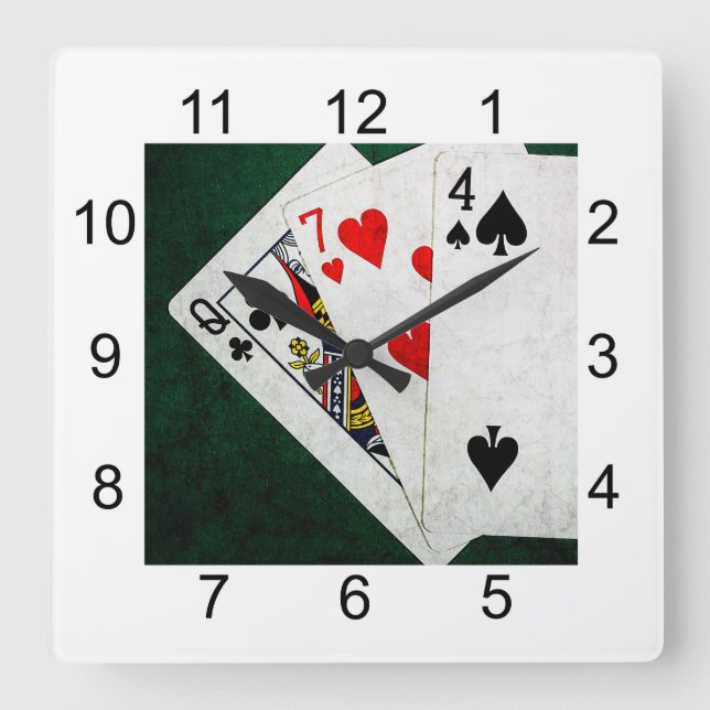 Relógio Quadrado Blackjack 21 pontos - Rainha, Sete, Quatro (Frente)