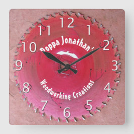 Relógio Quadrado Blade de Serras Vermelhas Personalizada de Madeira