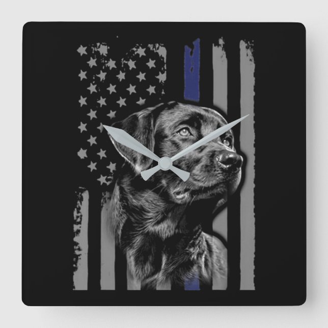 Relógio Quadrado Cachorro | Black Labrador American Flag Thin Line (Frente)