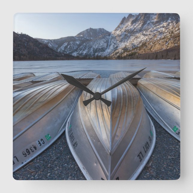 Relógio Quadrado Canoa no lago (Frente)