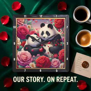 Relógio Quadrado Casal de Pandas no Jardim de Rosas