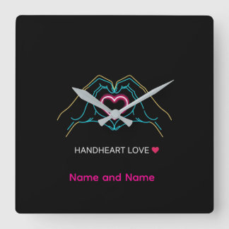 Relógio Quadrado Casal Realista de Luxo Segurando as Mãos Anel de O