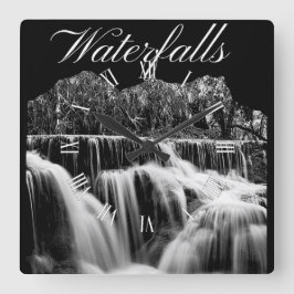 Relógio Quadrado Cascata branca e negra russa